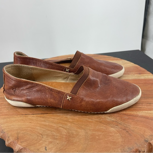Frye‎ Melanie brown leather slip on flats Sz 7